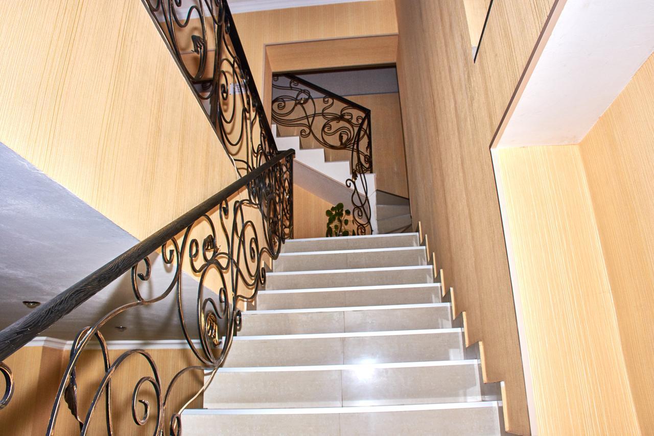 Hotel Georgia Gori Dış mekan fotoğraf