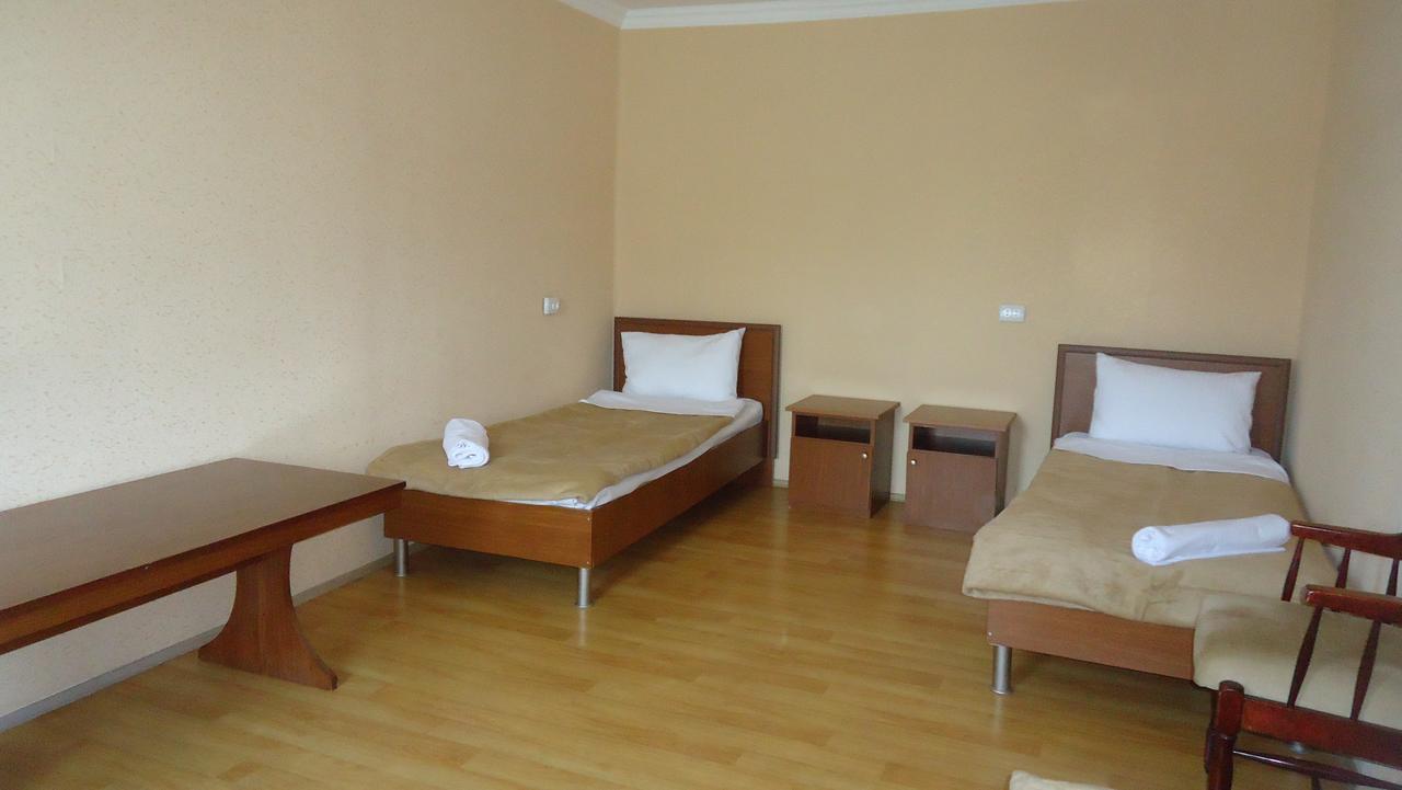 Hotel Georgia Gori Dış mekan fotoğraf